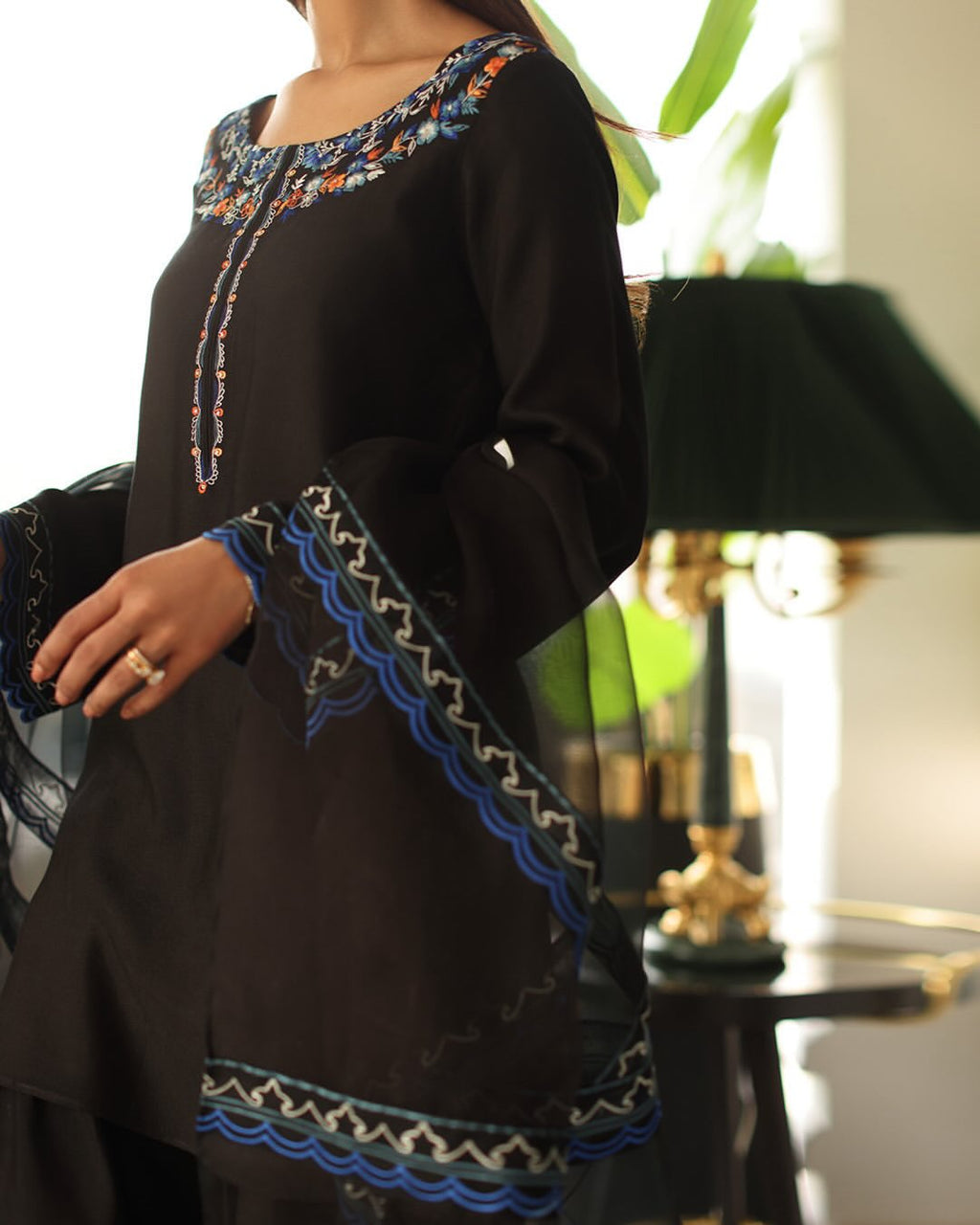 Embroidered organza dupatta with black silk suit Azure Noir Ezno