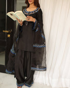 Embroidered organza dupatta with black silk suit Azure Noir Ezno