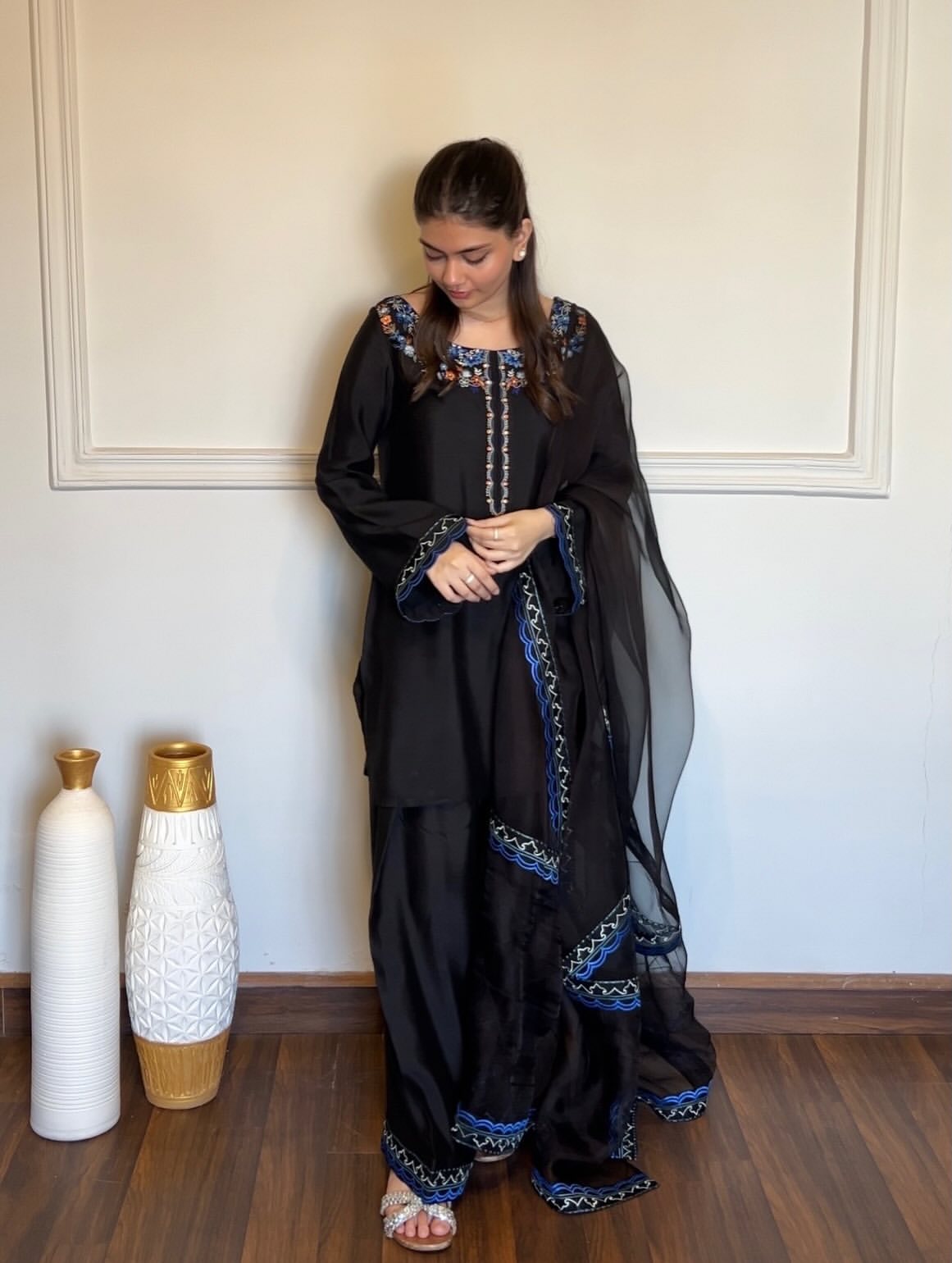 Black silk shirt with delicate floral embroidered neckline Azure Noir Ezno