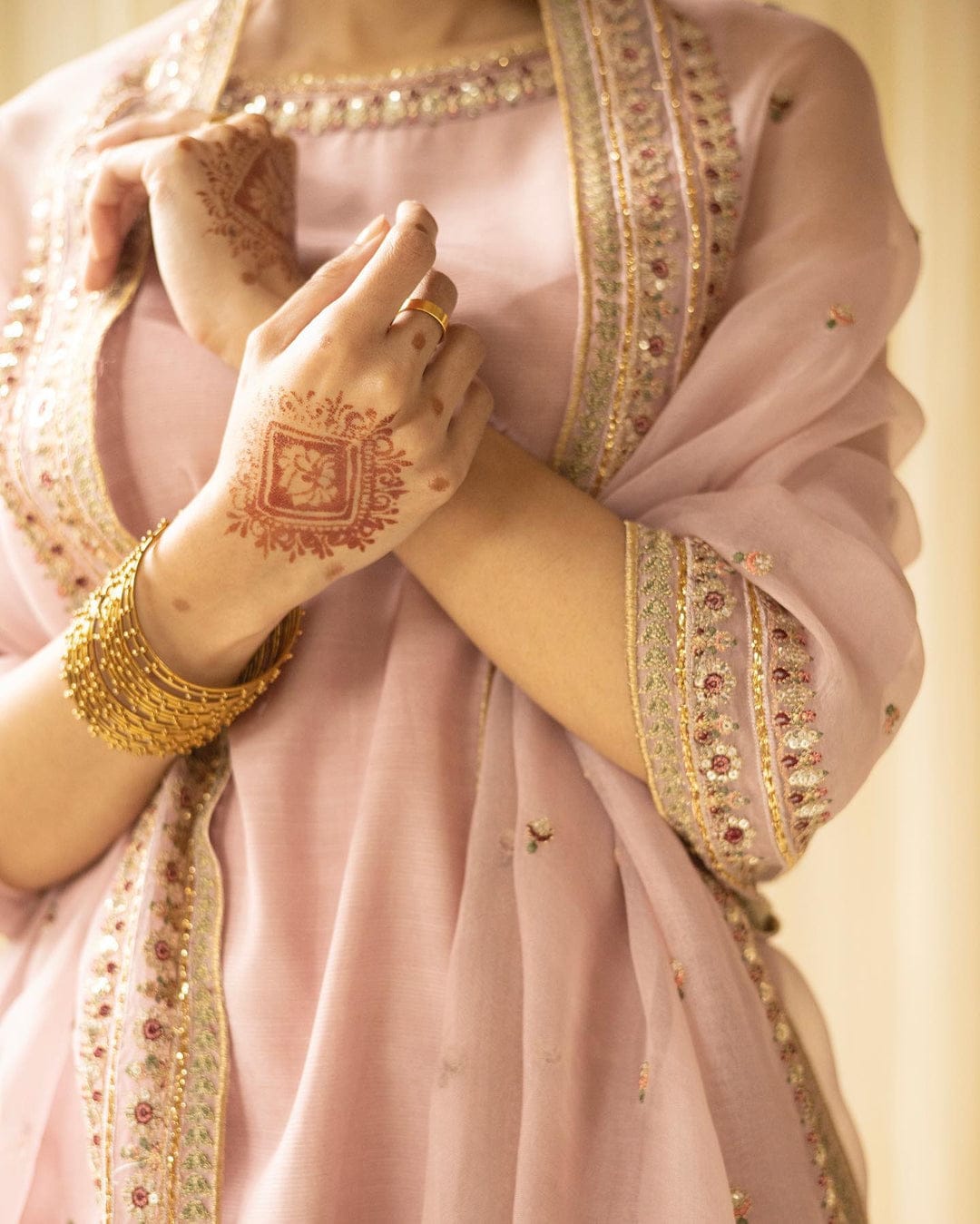 Baby pink embroidered trousers 3 piece suit Ezno
