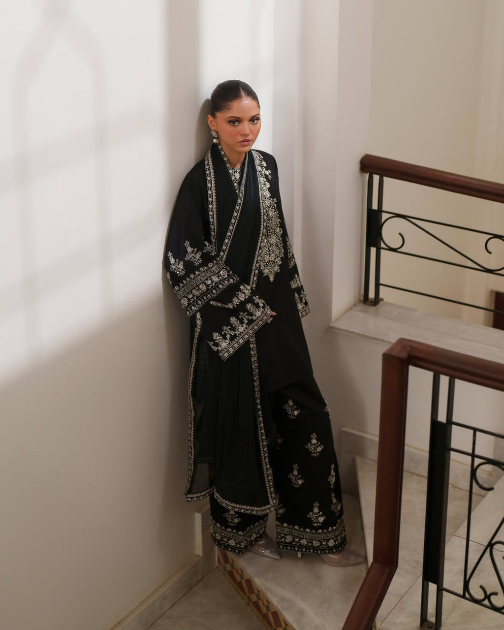 Nayra embroidered 3 piece suit with embroidered dupatta by Ezno