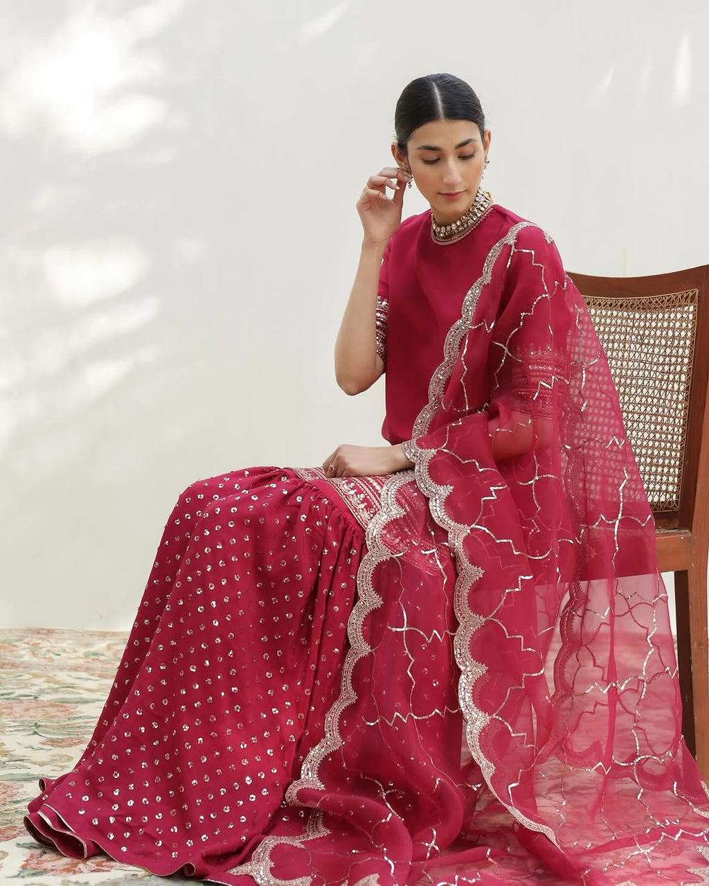Maroon dupatta with embroidered scalloped border Zaroon suit