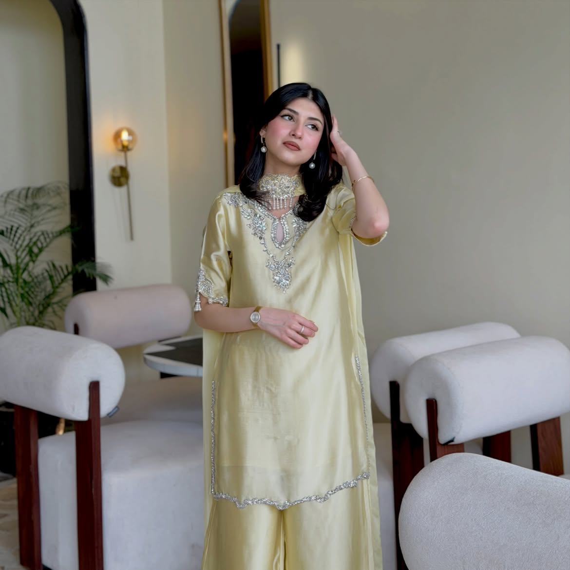 LIGHT YELLOW